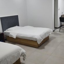 意锦公寓(湖北工业大学店)