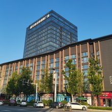 新郑港悦酒店(郑州航空港区双鹤湖中央公园店)