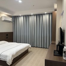 海洋商务酒店(武汉极地海洋公园店)