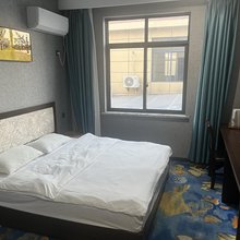 大悟同兴假日酒店