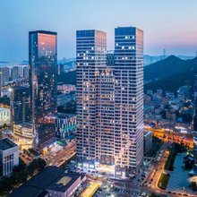 芸溪酒店(大连星海广场会展中心地铁站店)