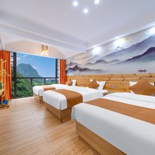 神农架见溪山居(神农坛景区店)