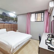 鸿瑞宾馆(福州火车站七中店)