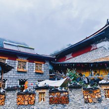 九龙陆汪旅客之家