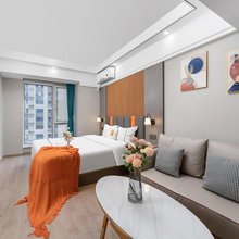 云朵轻奢公寓(洪楼广场印象城店)