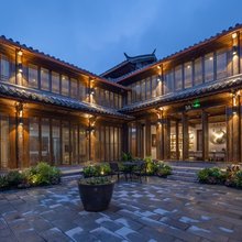 简法·雪山观景客栈(丽江古城木府店)