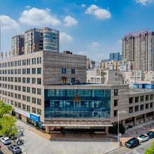 白金汉宫大酒店(阜阳颍东区政府火车站店)