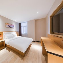 圆藤酒店(北京传媒大学双桥地铁站店)