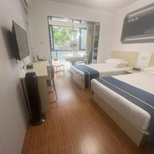 武汉雨果时尚民宿