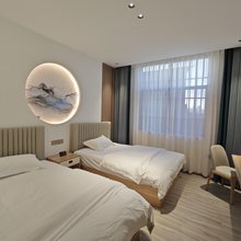 欣瑞宾馆(宣威火车站店)