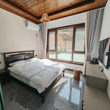 潜山市槎水山塘居