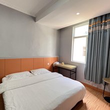 昆明梦想家影视酒店(昆明学院店)