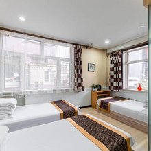 云杉国际青年宾馆(哈尔滨西站店)