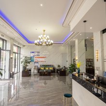 格律诗酒店