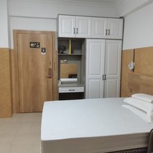 广州泊港公寓(广州番禺大石地铁站店)