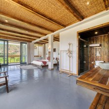 泸沽湖呦呦鹿鸣民宿
