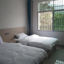 明月山客常来客栈