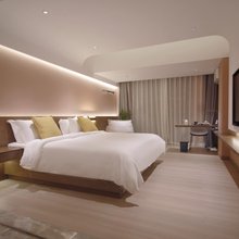 勐海泊见酒店