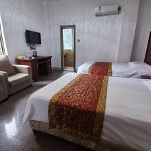 房东阿锜公寓(人民西五路北一巷分店)