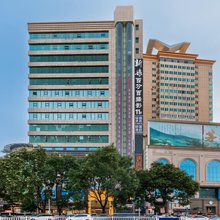 润风酒店(延安宝塔山中心街万达广场店)