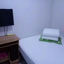 馨宝乐旅店(火车站店)