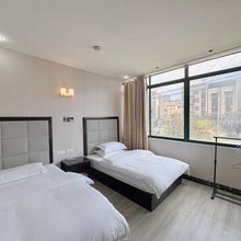武汉品尚快捷宾馆(阳逻客运站阳逻港店)