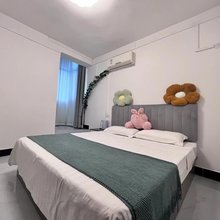 小米影院民宿(武汉纺织大学阳光校区店)