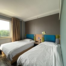 艾吧宾馆(上海松江第一人民医院店)
