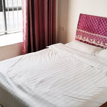 自家人宾馆(南昌西站店)