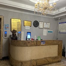 鹿麒宾馆