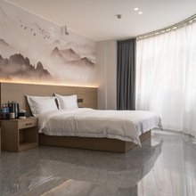 洛阳常青树酒店(北郊机场店)