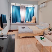 荥阳花季民宿(正上豪布斯卡店)