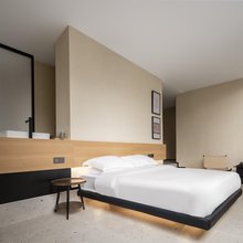 竞选致臻酒店(万达店)