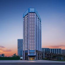 昊枫假日酒店(成都国际商贸城廖家湾地铁站店)
