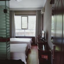 金塔顺泰商务宾馆(人民医院店)
