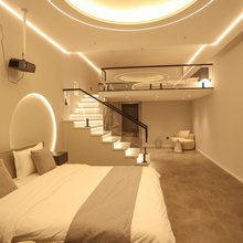 黄桃轻奢公寓(佳木斯万达广场店)