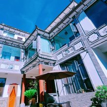 大理小幸运民宿(才村店)