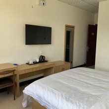 惟诚客栈(大同云岗国际机场店)