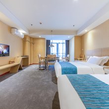 轻住·新艾轩商务主题酒店(西安南门明城墙永宁门地铁站店)