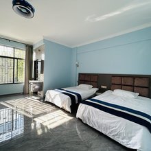 龙威民宿(宝晶宫店)