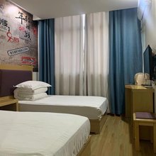 三河市麒火麟酒店
