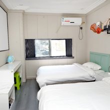 尊客居商务酒店(青岛小麦岛公园青岛大学店)