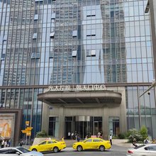 重庆山书水民宿(解放碑朝天门广场店)