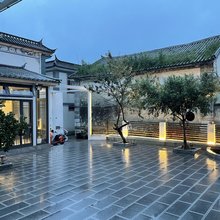 大理初栀夏民宿