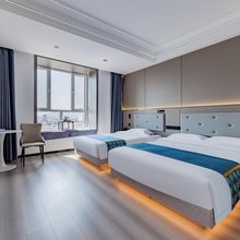 芳华智选酒店(工业大学金川店)