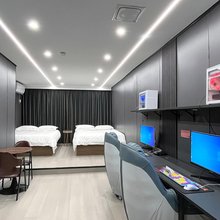 红馆电竞酒店