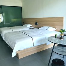 鸡冠洞溶洞山庄