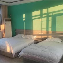 沂水名客商务宾馆