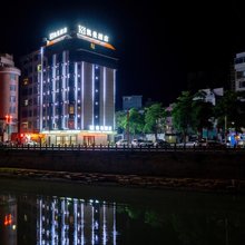 凤山凯曼酒店