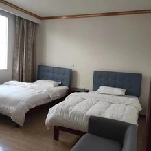 宝兴德勒宾馆